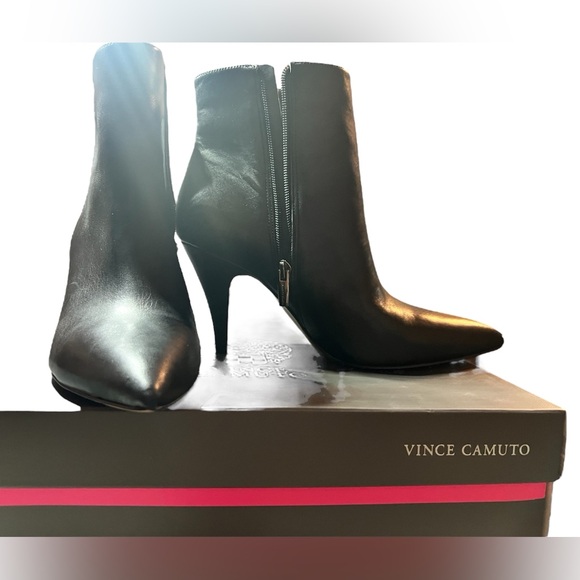 BLACK ANKLE BOOTS Vince Camuto Nandi Size 8 - Picture 4 of 6